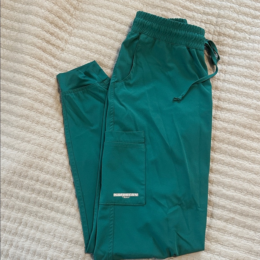 Hunter Green Skechers Jogger Scrubs